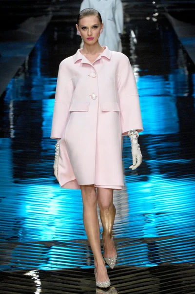 Look 2